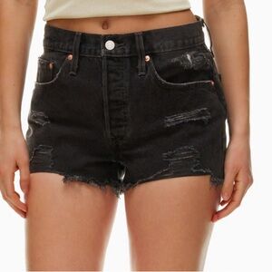 Aritzia Levi's 501 color black 501 Original Short
